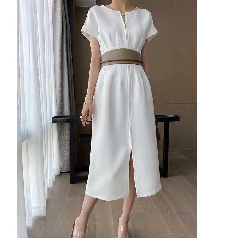 Lunaria White Dress of sculpted elegance and summer purity