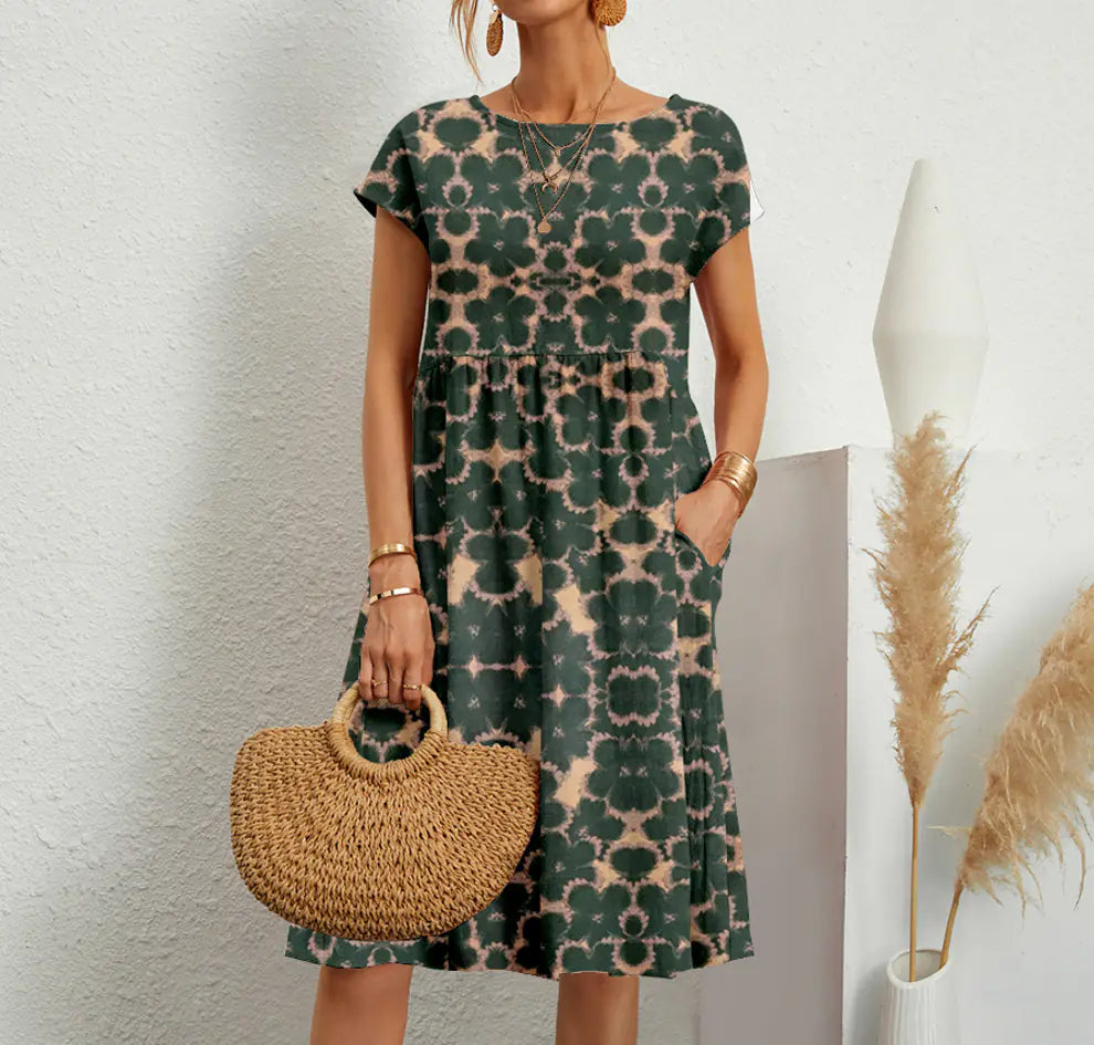 Lina Breeze Dress with relaxed shape and summer soul