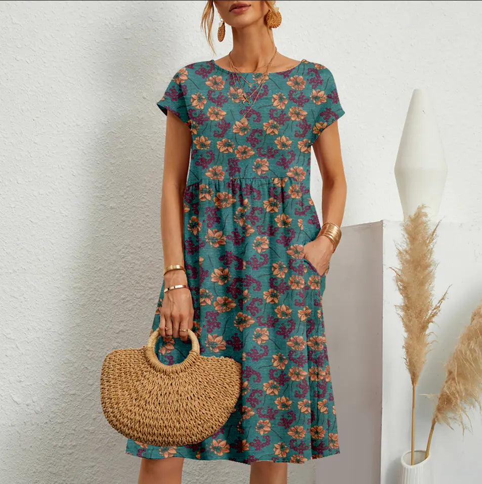Lina Breeze Dress with relaxed shape and summer soul