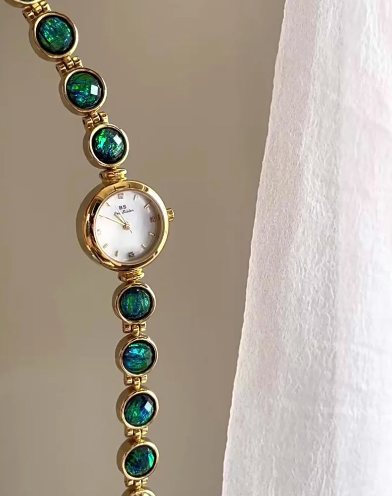 Manoela Malachite Glow