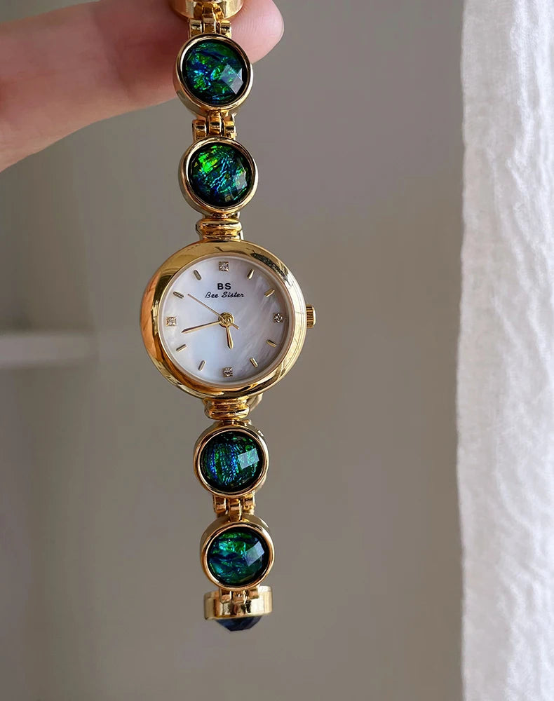 Manoela Malachite Glow