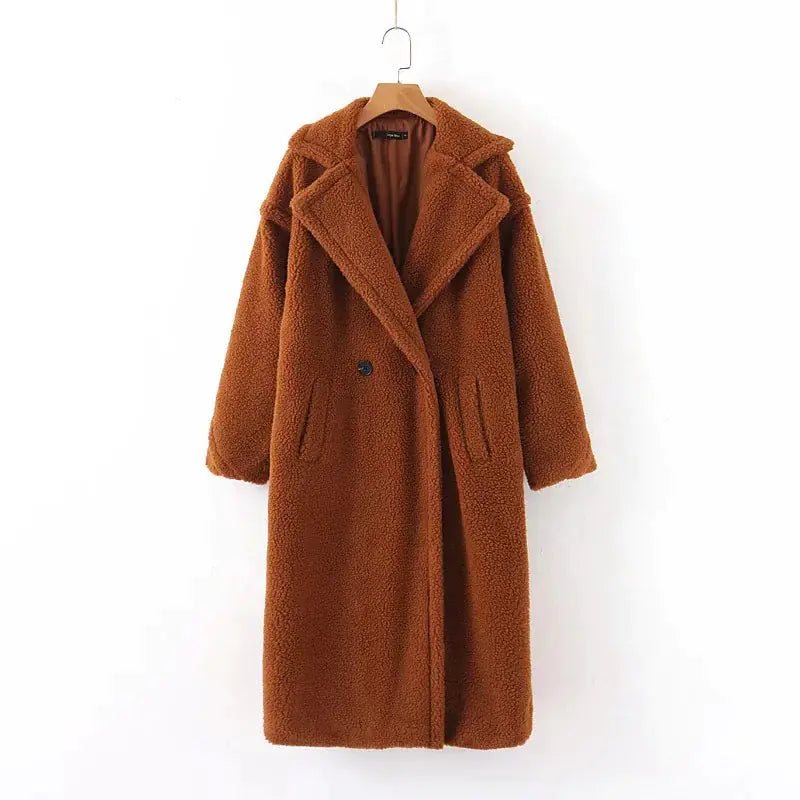 Women's New Long Coat in Lamb Wool for Autumn/Winter