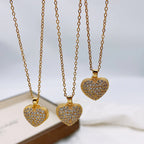 Manu zircon heart necklace
