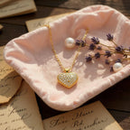 Manu zircon heart necklace